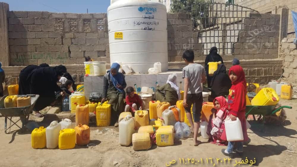 390,000 liters of clean water provided to 700 families in in Bani al-Harith area during November